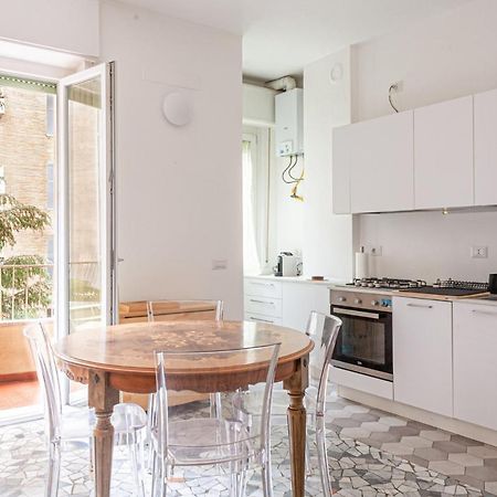 Bnbutler - Casa Lario - Isola District Милано Екстериор снимка